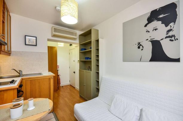 Studio for rent - Photo 1