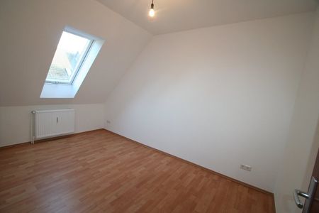 Familienfreundliches Reihenhaus mit pflegeleichten Garten! - Photo 4