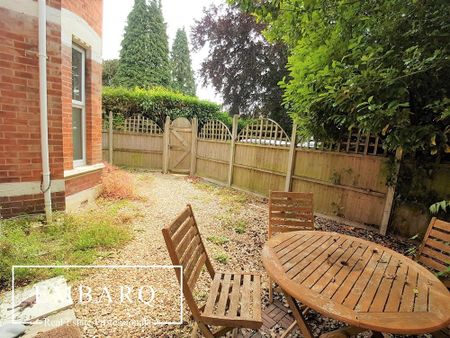 1 bedroom ground floor flat to rent - Photo 5