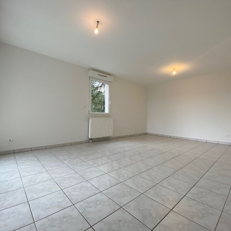 Location Appartement 3 pièces 75m² BESANCON 25000 - Photo 1