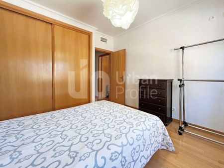 3 bedroom luxury Apartment for rent in Urbanizacao Quinta de Sao Goncalo - Photo 2