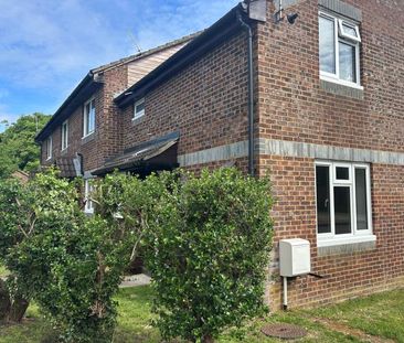 Colburn Crescent, Guildford - 1 bedroomProperty for lettings - Seym... - Photo 5