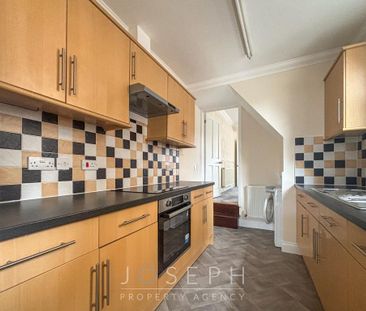 3 bedroom terraced house to rent - Photo 6