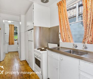 BEDSIT IN CENTRAL KINGSTON - Photo 5