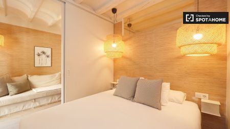 barcelona, Catalonia 08002 - Photo 5