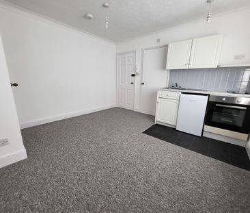 Gladstone Road, Poole - Photo 3