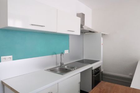 Location Appartement 2 pièces 56m² ST ETIENNE 42000 - Photo 5
