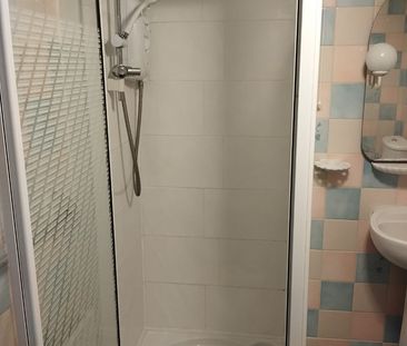 Room in a Shared House, St. Georges Road, IG1 - Photo 4