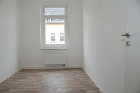 4-Raum-Altbauwohnung mit Balkon - Photo 5