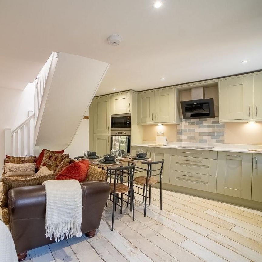 2 bedroom detached house to rent - Photo 1