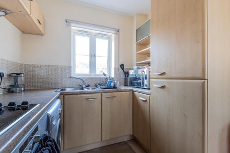 2 bedroom apartment to rent - Photo 5