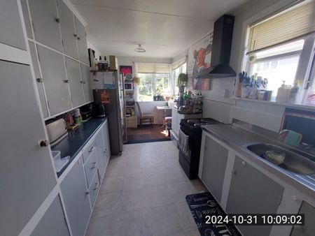 51 Glenpark Ave, Frankleigh Park - Photo 5