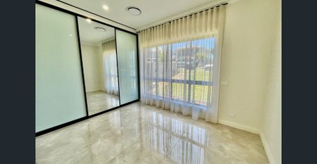 Brand-New & Tastefully Constructed Flat - Photo 2