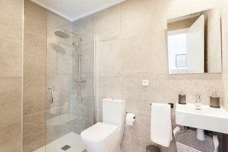 Carrer de Vinaròs, Valencia, Valencian Community 46020 - Photo 3