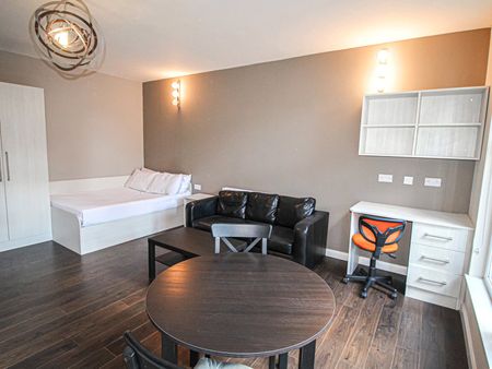 Apt 2, 4 Darnley Road - Photo 4