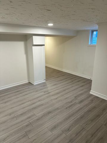 For Lease - 9 Roycrest Avenue Unit# Room, Toronto, Ontario - Photo 4