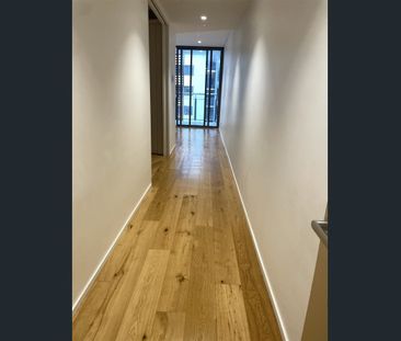 Modern onebedroom unit in Wonderland Central park - Photo 5