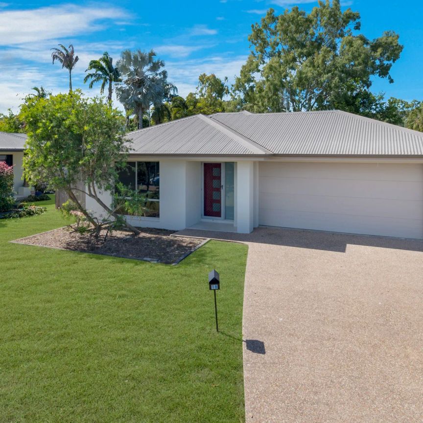 Low-Maintenance Living with Style and Space in Kelso - Photo 1