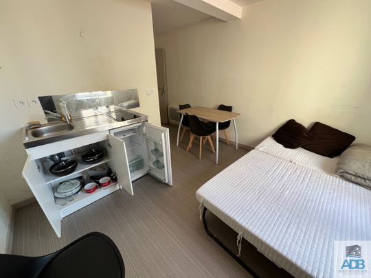 Roanne, 12 Place des Promenades (lot N°204) - Photo 1