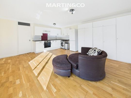 Studio to rent - Photo 1