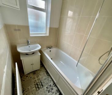 2 bedroom semi-detached bungalow to rent - Photo 5