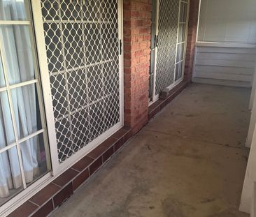 Quakers Hill - Photo 2