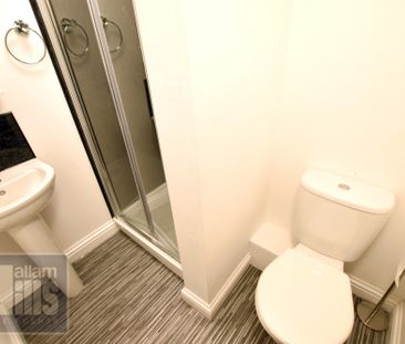 Lancing Road, - Photo 1