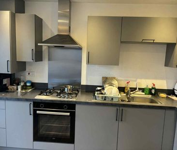 2 Bed Flat, Griffin Road, EH4 - Photo 1