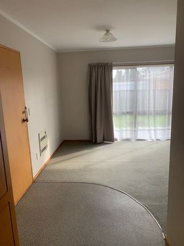 Convenient small townhouse - Photo 2