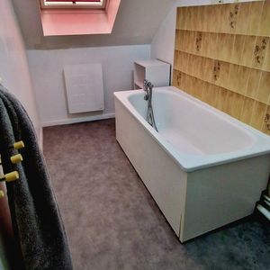 A LOUER : LILLE VAUBAN T2 + PARKING - Photo 2