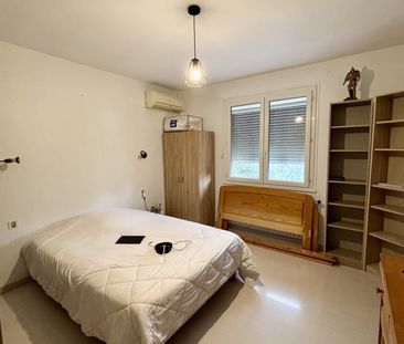 À LOUER — MAISON 3 CHAMBRES AVEC GARAGE ET JARDIN — NARBONNE - Photo 4