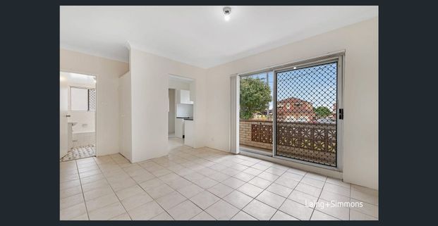 2 BEDROOM UNIT IN THE HEART OF AUBURN - Photo 1