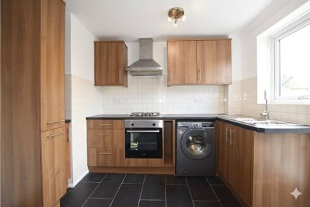 Colebrook Lane, Loughton, Essex, IG10 - Photo 3