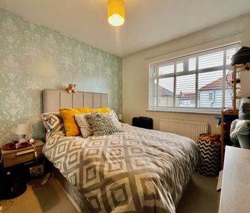 Waterloo Lane, Leeds - Photo 3