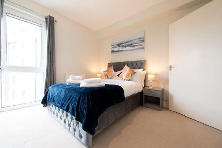 1 bedroom serviced apartment to rent - Photo 3