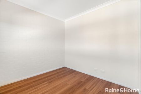 BRAND NEW MODERN TOWNHOUSE - 1 WEEK'S FREE RENT! - Photo 3