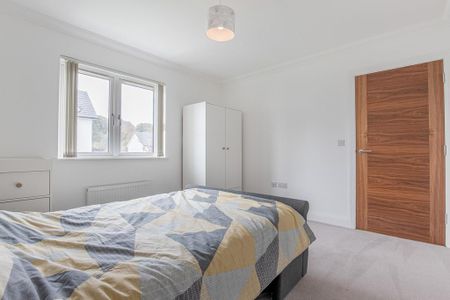 4 bedroom detached house to rent - Photo 5