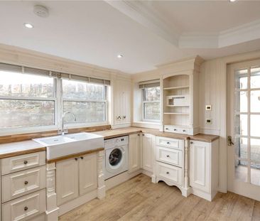 A beautiful three bedroom detached family home, available on an unf... - Photo 6