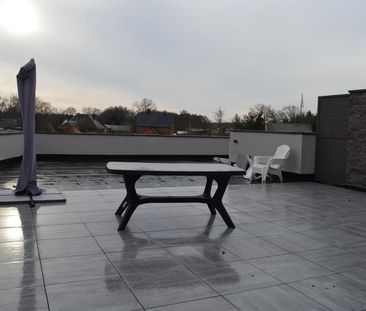 TE HUUR: Ruim duplex met 2 slaapkamers en ruim terras te Zolder! - Photo 2