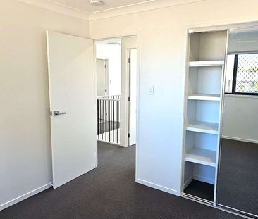 AVAILABLE 07/11/2025 - 3 BEDROOM - 2 BATHROOM - DUCTED AIR-CONDITIO... - Photo 3