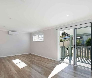 Well Designed Two Bedroom Home - Photo 2