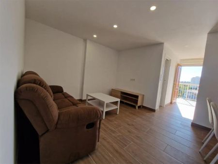 Piso de alquiler en Avenida de Cataluña, 14, Playa de San Juan - Photo 2