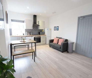 Student Flat // Bed // Bills Included, LN2 - Photo 1