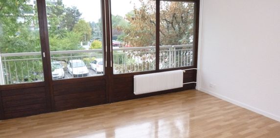Location Appartement 2 pièces 43m² - Photo 2