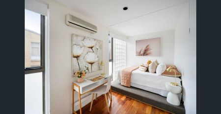 Hidden laneway gem in the beating heart of Carlton - Photo 4