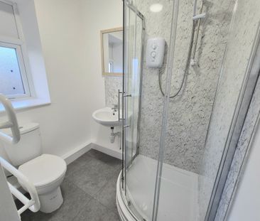 West Parade Flats, Halifax - Photo 5