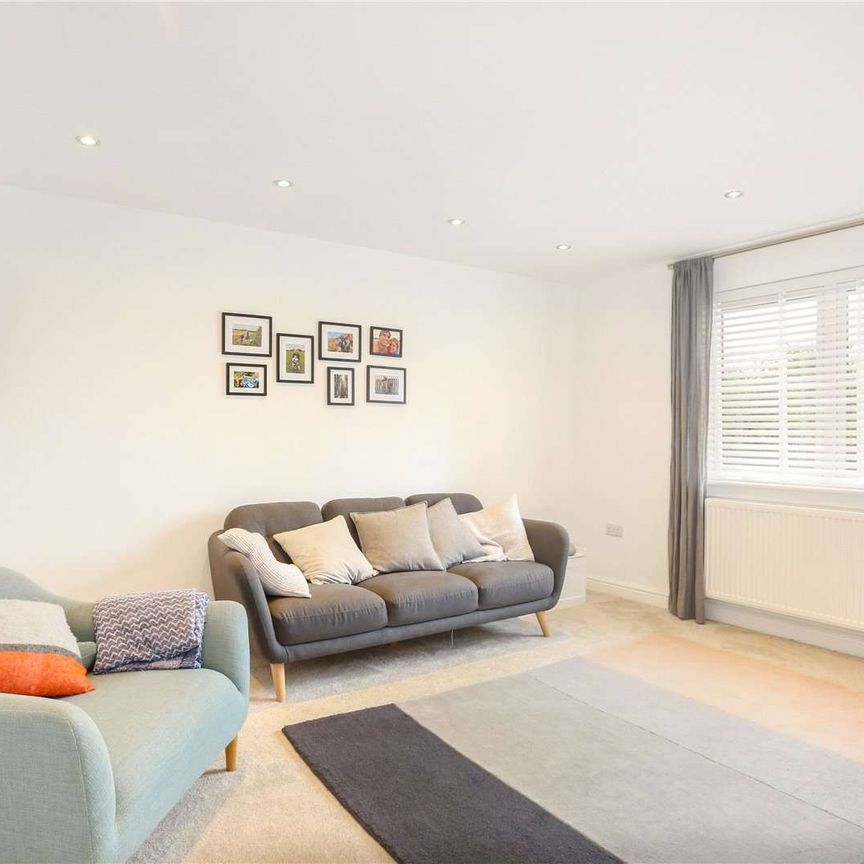 Exquisite, high specification, modern home between Tarporley and Chester - Photo 1