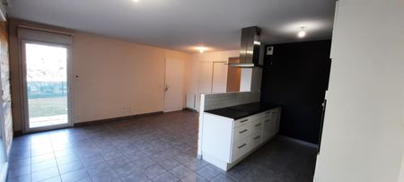 Location Appartement 3 pièces 62m² THONON LES BAINS 74200 - Photo 4