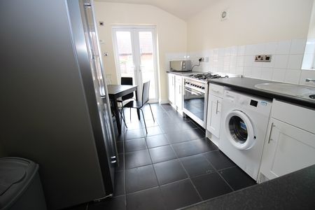 26 York Avenue, Lincoln - Photo 5