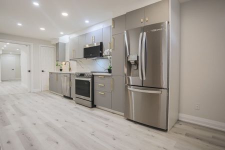 For Lease - 87 Woodriver Street Unit# Basemen, Richmond Hill, Ontario - Photo 3